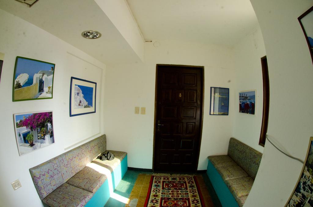 Hostal Los Aventureros Santa Cruz de La Sierra Exterior photo